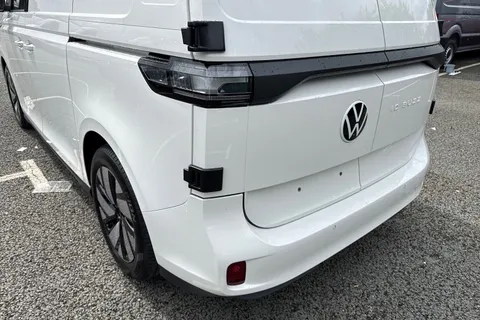 CX75HXL Volkswagen Id. Buzz Cargo Pro 79kWh Commerce Panel Van 5dr Electric Auto 4Motion (340 ps) Thumbnail #8