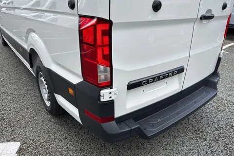 DA25GWE Volkswagen Crafter 2.0 TDI 140PS Commerce Plus High Roof Van Thumbnail #8