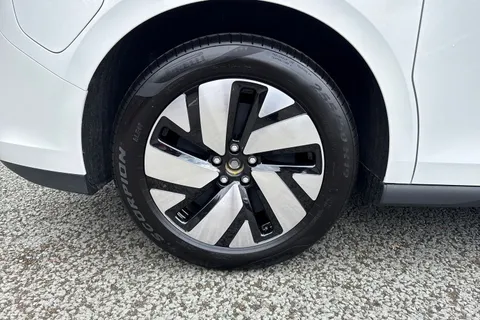 CX75HXL Volkswagen Id. Buzz Cargo Pro 79kWh Commerce Panel Van 5dr Electric Auto 4Motion (340 ps) Thumbnail #12