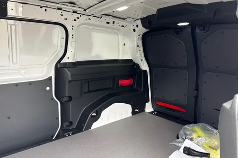 CX75HXL Volkswagen Id. Buzz Cargo Pro 79kWh Commerce Panel Van 5dr Electric Auto 4Motion (340 ps) Thumbnail #19