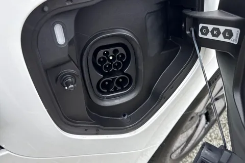 CX75HXL Volkswagen Id. Buzz Cargo Pro 79kWh Commerce Panel Van 5dr Electric Auto 4Motion (340 ps) Thumbnail #29