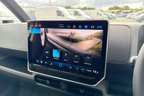 CX75HXL Volkswagen Id. Buzz Cargo Pro 79kWh Commerce Panel Van 5dr Electric Auto 4Motion (340 ps) Thumbnail #45