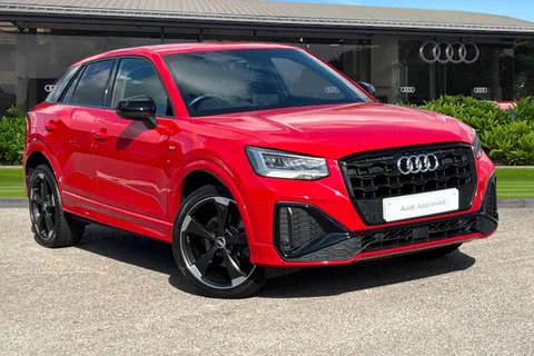 Audi Q2 Black Edition 30 TFSI  110 PS 6-speed
