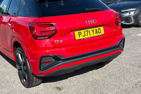 PJ71YAO Audi Q2 Black Edition 30 TFSI 110 PS 6-speed Thumbnail #8