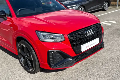 PJ71YAO Audi Q2 Black Edition 30 TFSI 110 PS 6-speed Thumbnail #9