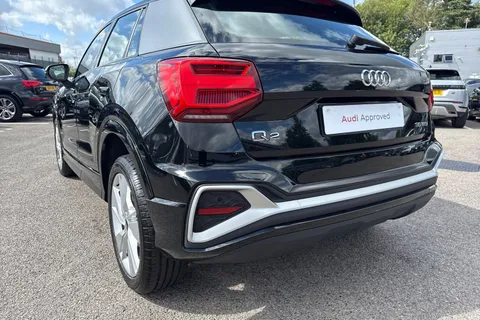 LO22BFE Audi Q2 S line 35 TFSI 150 PS S tronic Thumbnail #8