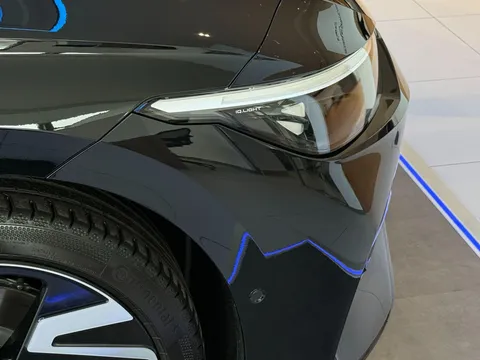  Volkswagen Id.7 GTX 86kWh Plus Tourer Auto 4Motion 5dr Thumbnail #10