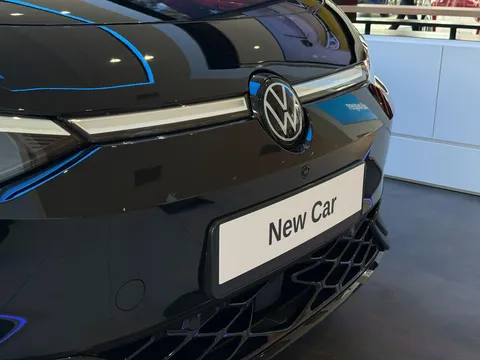  Volkswagen Id.7 GTX 86kWh Plus Tourer Auto 4Motion 5dr Thumbnail #12