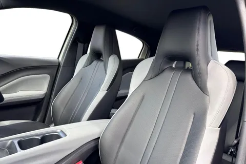 DH25LCJ BYD Dolphin Surf 43.2kWh Boost Auto 5dr Thumbnail #11