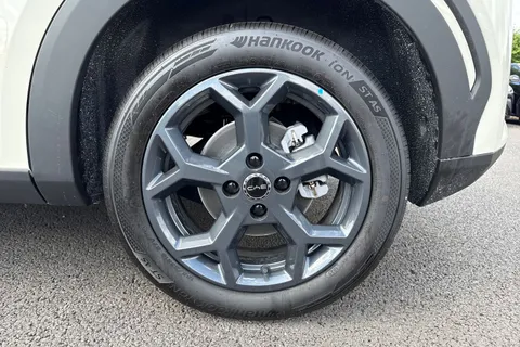 DH25LCJ BYD Dolphin Surf 43.2kWh Boost Auto 5dr Thumbnail #23