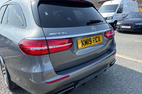 KM19RCX Mercedes-Benz E Class 4.0 E63 V8 BiTurbo AMG S SpdS MCT 4MATIC+ Euro 6 (s/s) 5dr Thumbnail #8