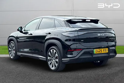 DG25RBU BYD Sealion 7 82.5kWh Design Auto AWD 5dr Thumbnail #3