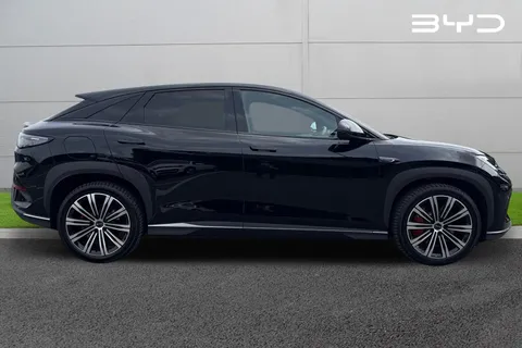 DG25RBU BYD Sealion 7 82.5kWh Design Auto AWD 5dr Thumbnail #4