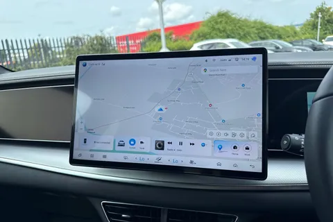 DG25RBU BYD Sealion 7 82.5kWh Design Auto AWD 5dr Thumbnail #12