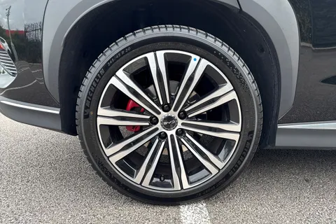 DG25RBU BYD Sealion 7 82.5kWh Design Auto AWD 5dr Thumbnail #22