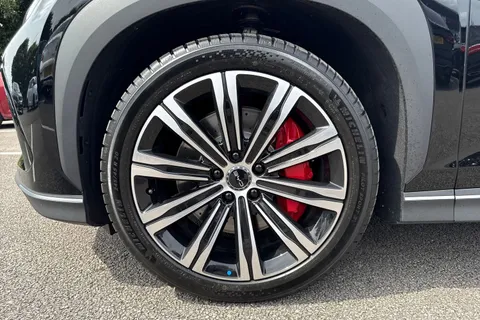 DG25RBU BYD Sealion 7 82.5kWh Design Auto AWD 5dr Thumbnail #23