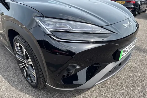 DG25RBU BYD Sealion 7 82.5kWh Design Auto AWD 5dr Thumbnail #26