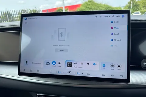 DG25RBU BYD Sealion 7 82.5kWh Design Auto AWD 5dr Thumbnail #51