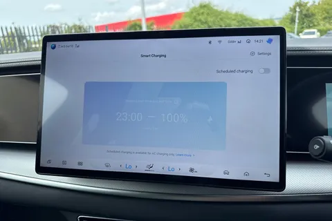 DG25RBU BYD Sealion 7 82.5kWh Design Auto AWD 5dr Thumbnail #55