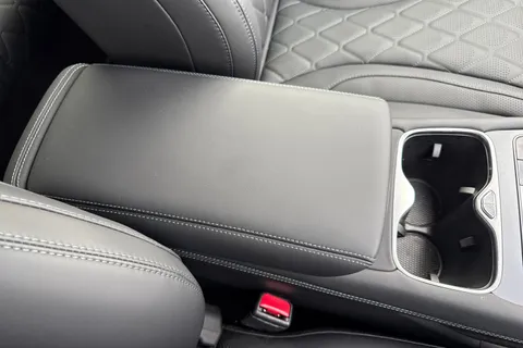 DG25RBU BYD Sealion 7 82.5kWh Design Auto AWD 5dr Thumbnail #61