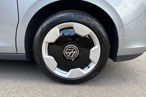 CX75HZJ Volkswagen ID. Buzz Pro 79kWh Life MPV 5dr Electric Auto (SWB, 5Seat) (286 ps) Thumbnail #11