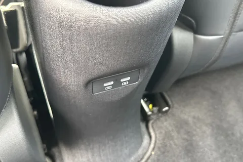 DF25HJY BYD Dolphin 44.9kWh Boost Auto 5dr Thumbnail #33