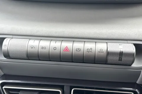  BYD Dolphin Surf 43.2kWh Boost Auto 5dr Thumbnail #43