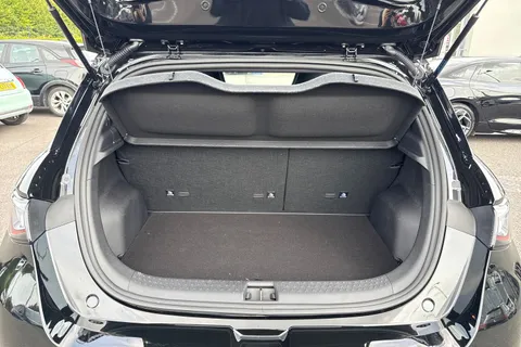 DG25PYA BYD Dolphin 60.48kWh Comfort Auto 5dr Thumbnail #10