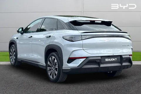 BYD Sealion 7 82.5kWh Comfort Auto 5dr Thumbnail #3