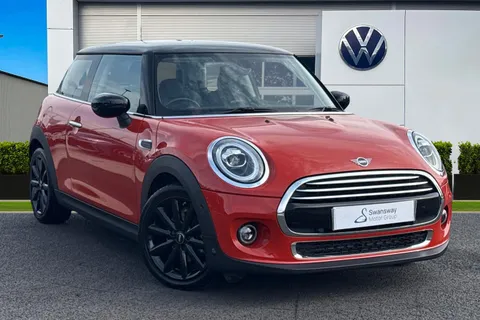 Mini Hatchback 1.5 Cooper Classic Euro 6 (s/s) 3dr