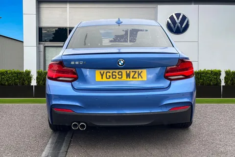 YG69WZK BMW 2 Series 2.0 220i GPF M Sport Auto Euro 6 (s/s) 2dr Thumbnail #5