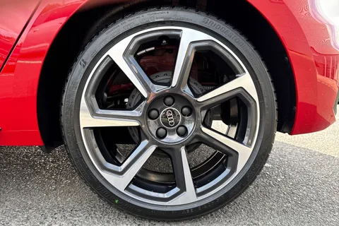 Audi A1 1.0 TFSI 25 Black Edition Sportback Euro 6 (s/s) 5dr Thumbnail #11