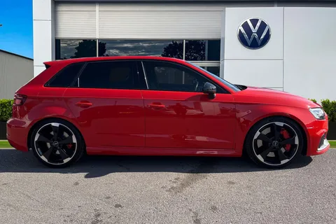 SV18BBP Audi RS 3 2.5 TFSI Sportback S Tronic quattro Euro 6 (s/s) 5dr Thumbnail #4