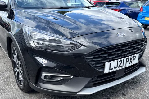 LJ21PXP Ford Focus 1.5 EcoBlue Active X Auto Euro 6 (s/s) 5dr Thumbnail #9