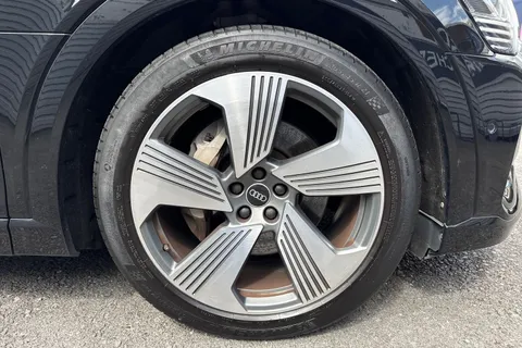 ND21YNP Audi e-tron 55 S line Sportback Auto quattro 5dr 95kWh Thumbnail #10