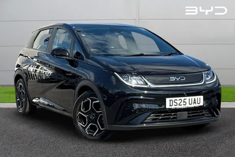 DS25UAU BYD Dolphin 60.48kWh Comfort Auto 5dr Thumbnail #2