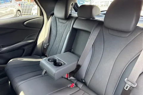 DS25UAU BYD Dolphin 60.48kWh Comfort Auto 5dr Thumbnail #15