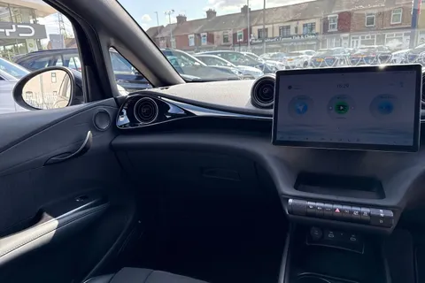 DS25UAU BYD Dolphin 60.48kWh Comfort Auto 5dr Thumbnail #16