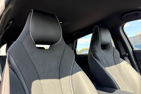 DS25UAU BYD Dolphin 60.48kWh Comfort Auto 5dr Thumbnail #22