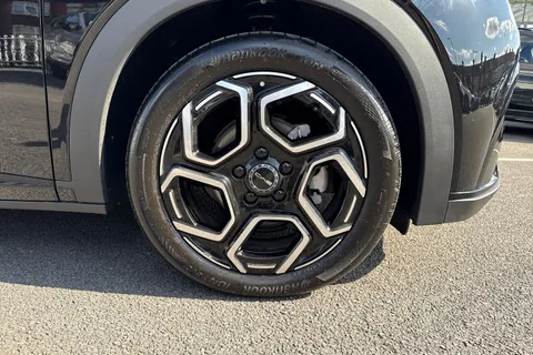 DS25UAU BYD Dolphin 60.48kWh Comfort Auto 5dr Thumbnail #25