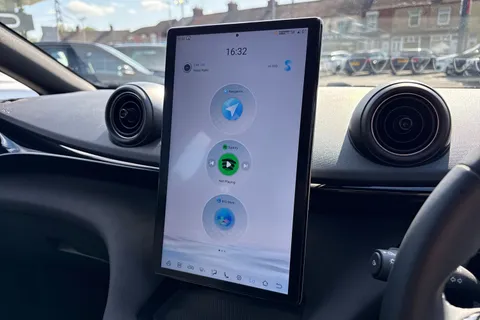 DS25UAU BYD Dolphin 60.48kWh Comfort Auto 5dr Thumbnail #35