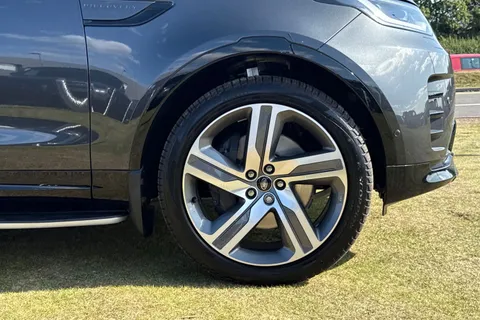 Land Rover Discovery 3.0 D350 MHEV Dynamic HSE Auto 4WD Euro 6 (s/s) 5dr Thumbnail #9