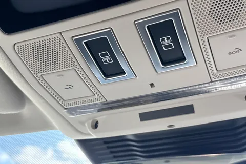 Land Rover Discovery 3.0 D350 MHEV Dynamic HSE Auto 4WD Euro 6 (s/s) 5dr Thumbnail #36