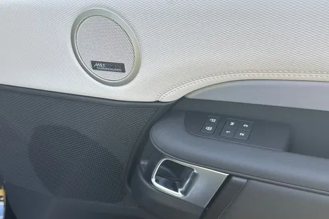 Land Rover Discovery 3.0 D350 MHEV Dynamic HSE Auto 4WD Euro 6 (s/s) 5dr Thumbnail #27