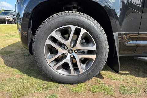  Land Rover Defender 110 3.0 D250 MHEV X-Dynamic SE Auto 4WD Euro 6 (s/s) 5dr Thumbnail #9