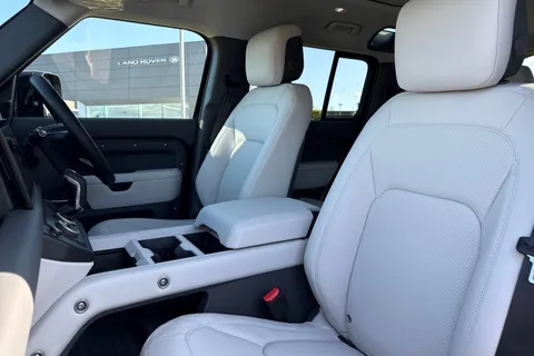  Land Rover Defender 110 3.0 D350 MHEV X-Dynamic HSE Auto 4WD Euro 6 (s/s) 5dr Thumbnail #12