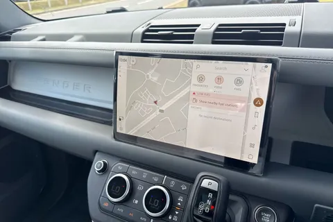  Land Rover Defender 110 3.0 D350 MHEV X-Dynamic HSE SUV 5dr Diesel Auto 4WD Euro 6 (s/s) (350 ps) Thumbnail #15