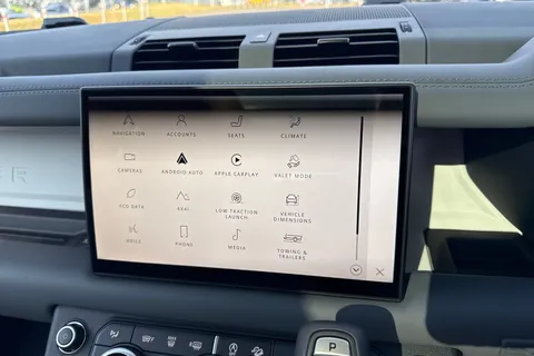  Land Rover Defender 110 3.0 D350 MHEV X-Dynamic HSE Auto 4WD Euro 6 (s/s) 5dr Thumbnail #21