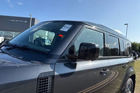  Land Rover Defender 110 3.0 D350 MHEV X-Dynamic HSE Auto 4WD Euro 6 (s/s) 5dr Thumbnail #23