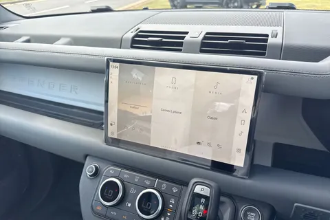  Land Rover Defender 110 3.0 D350 MHEV X-Dynamic HSE SUV 5dr Diesel Auto 4WD Euro 6 (s/s) (350 ps) Thumbnail #21